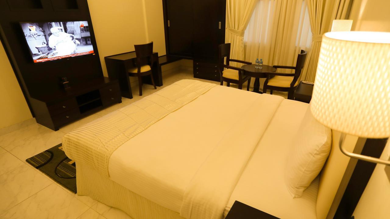 Remas Hotel Suites - Al Khoudh, Seeb, Muscat Extérieur photo